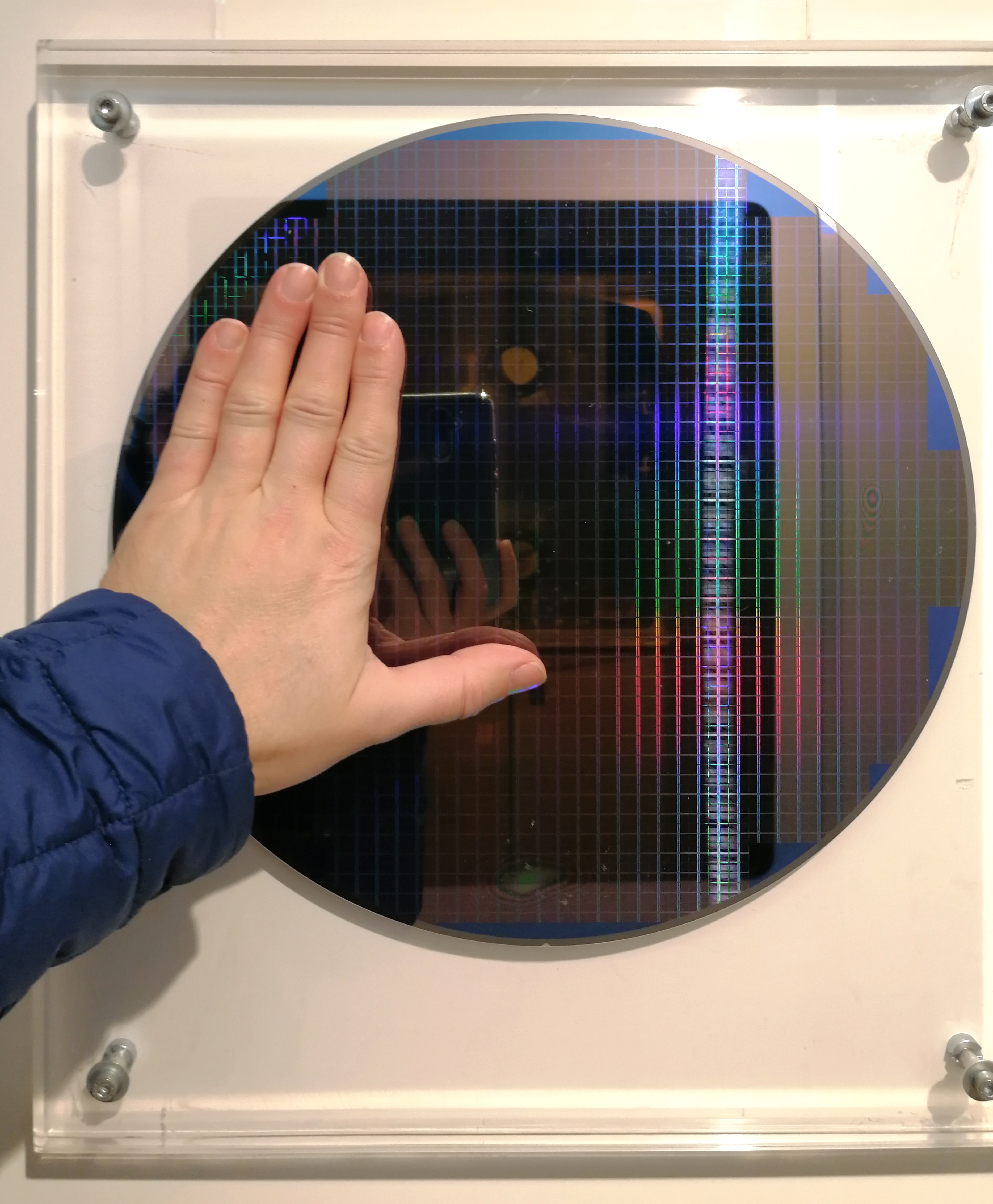 300 mm Wafer -1.jpg