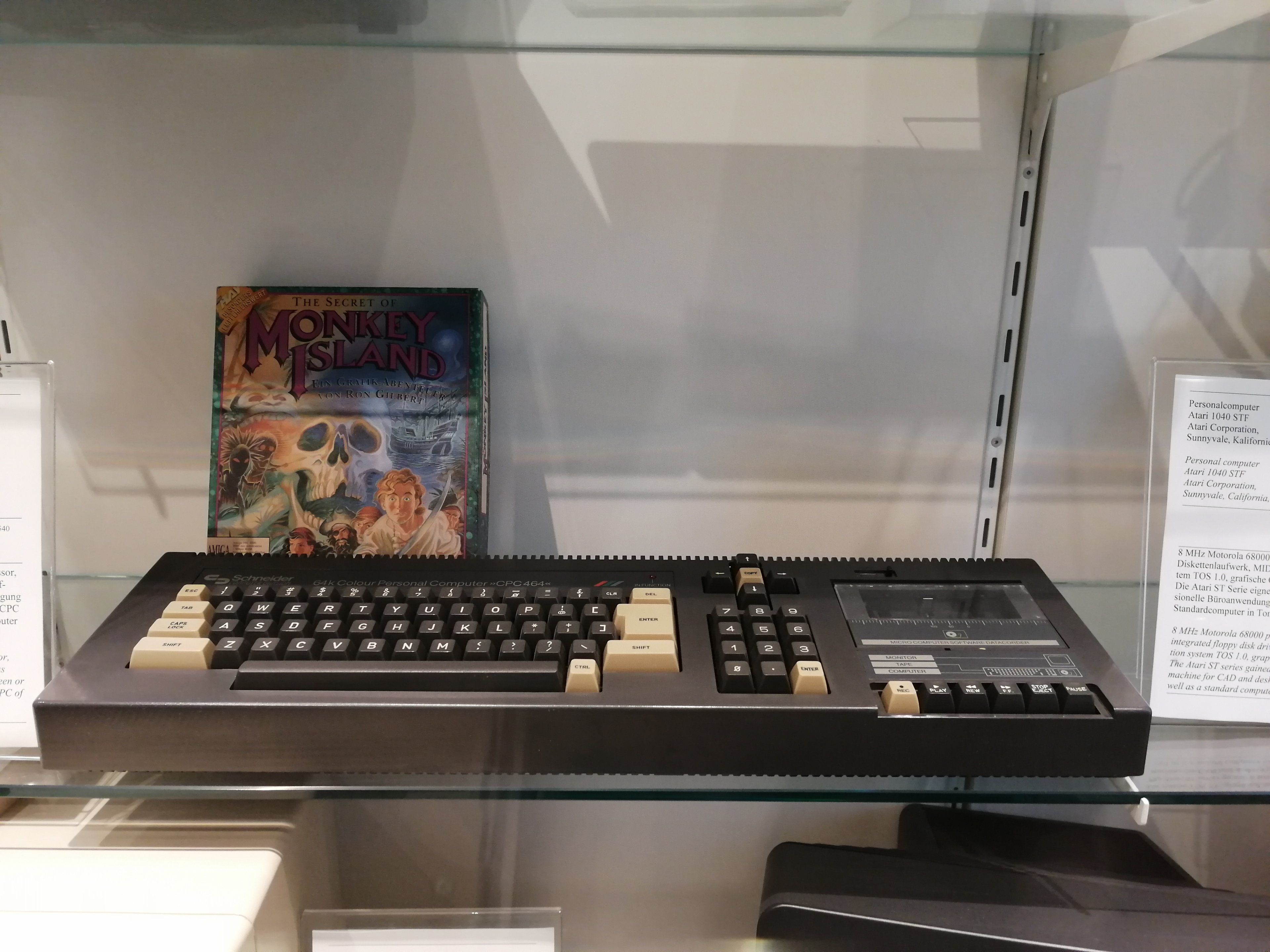 Atari 1040 STF.jpg