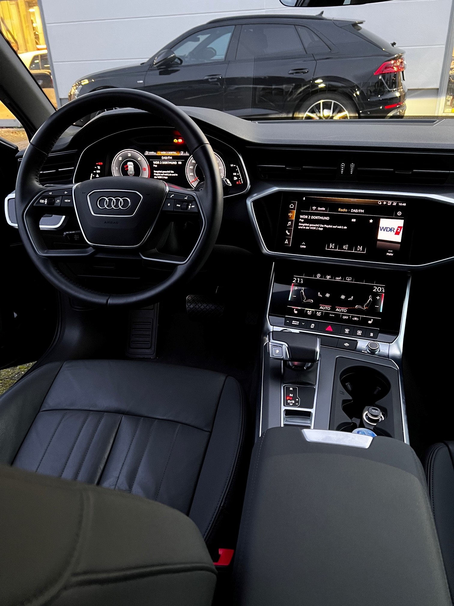 Audi A6.jpg