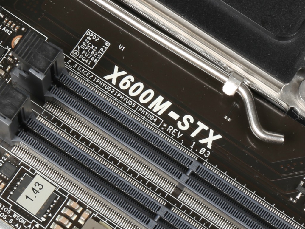 deskmini_x600_29-1024x768.jpg