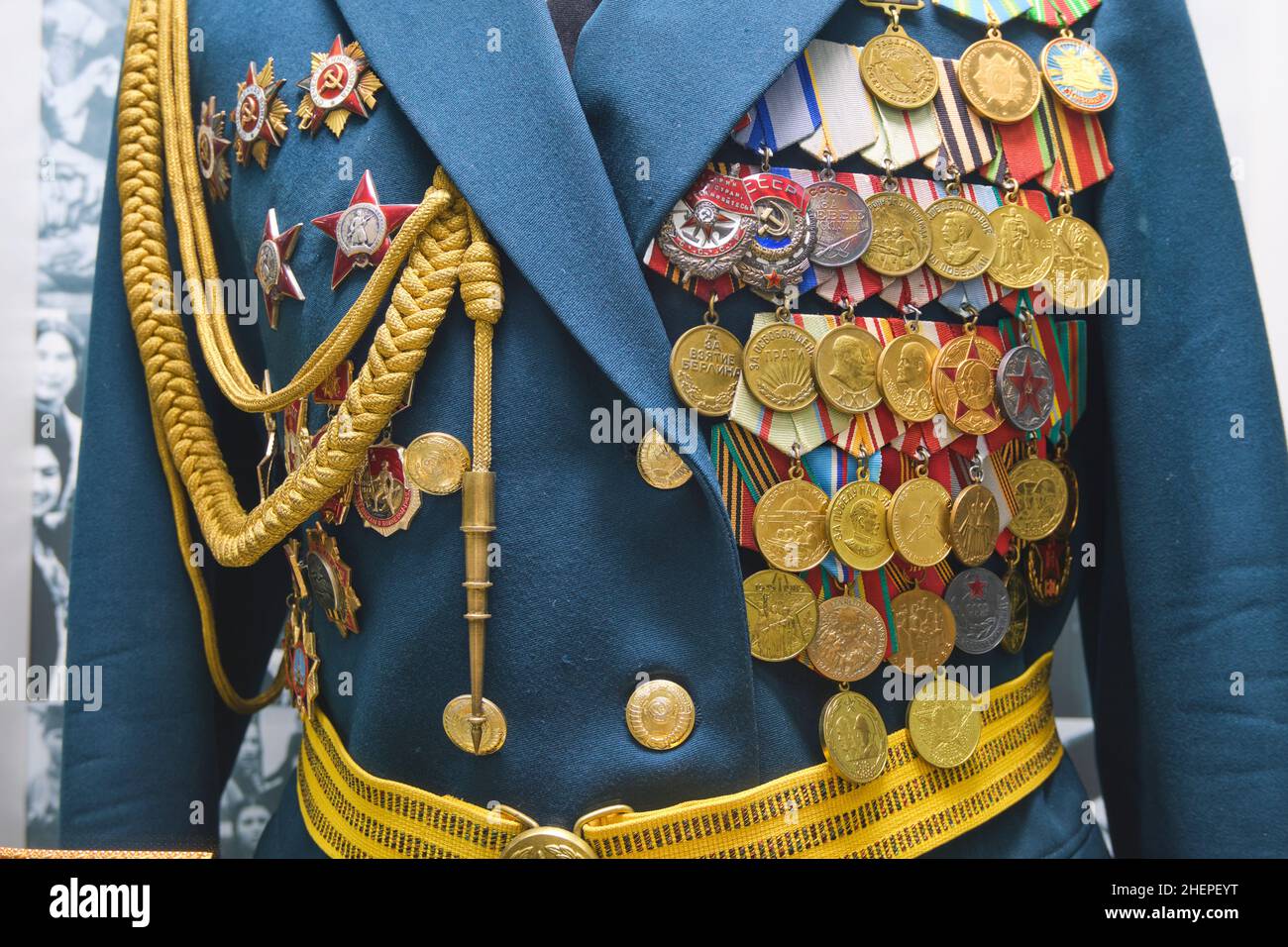 detail-of-a-massive-huge-amount-of-russian-soviet-officer-chest-jacket-gold-medals-at-the-stat...jpg