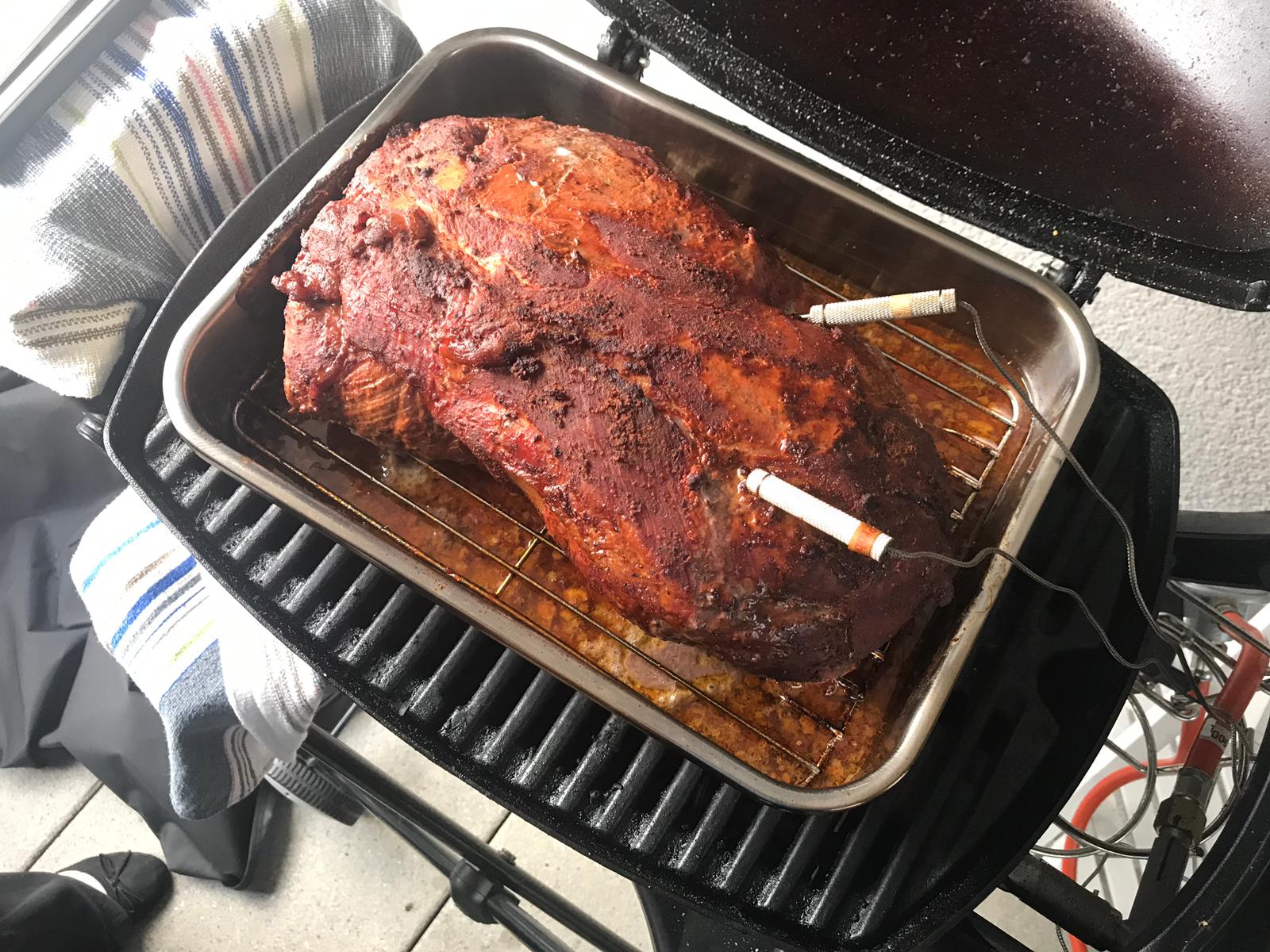 Experiment Pulled Pork Gasgrill.jpg