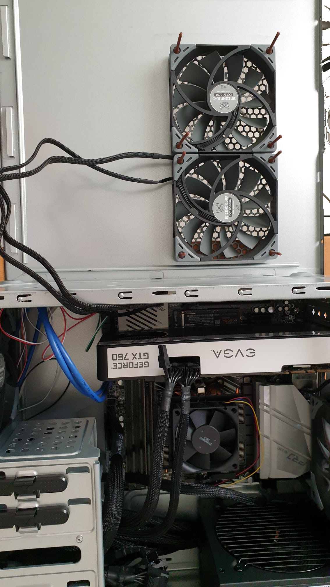 Gehäuse R7 5800X 2.png