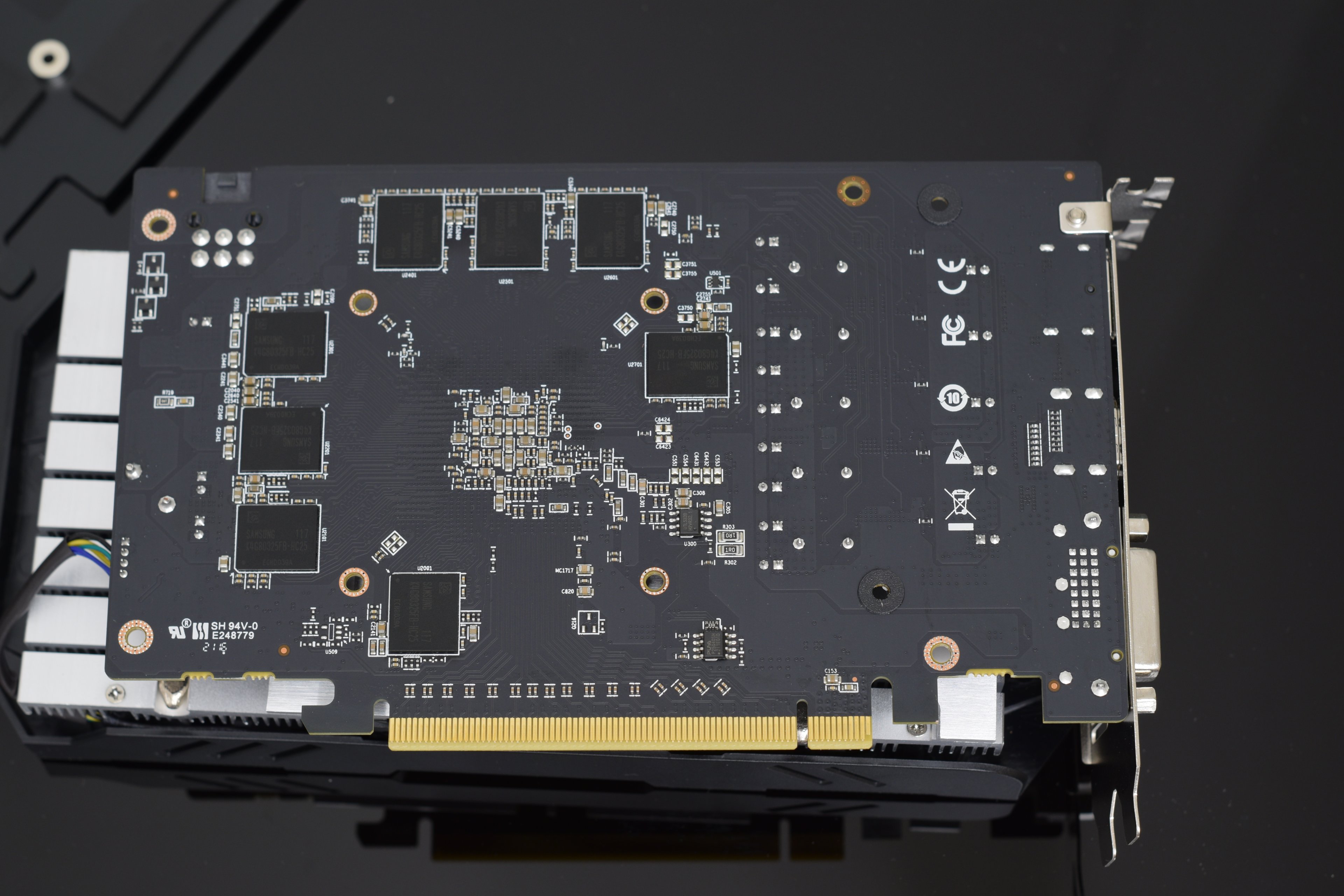 Kinology RX 580 2048SP 16Gb (19).JPG