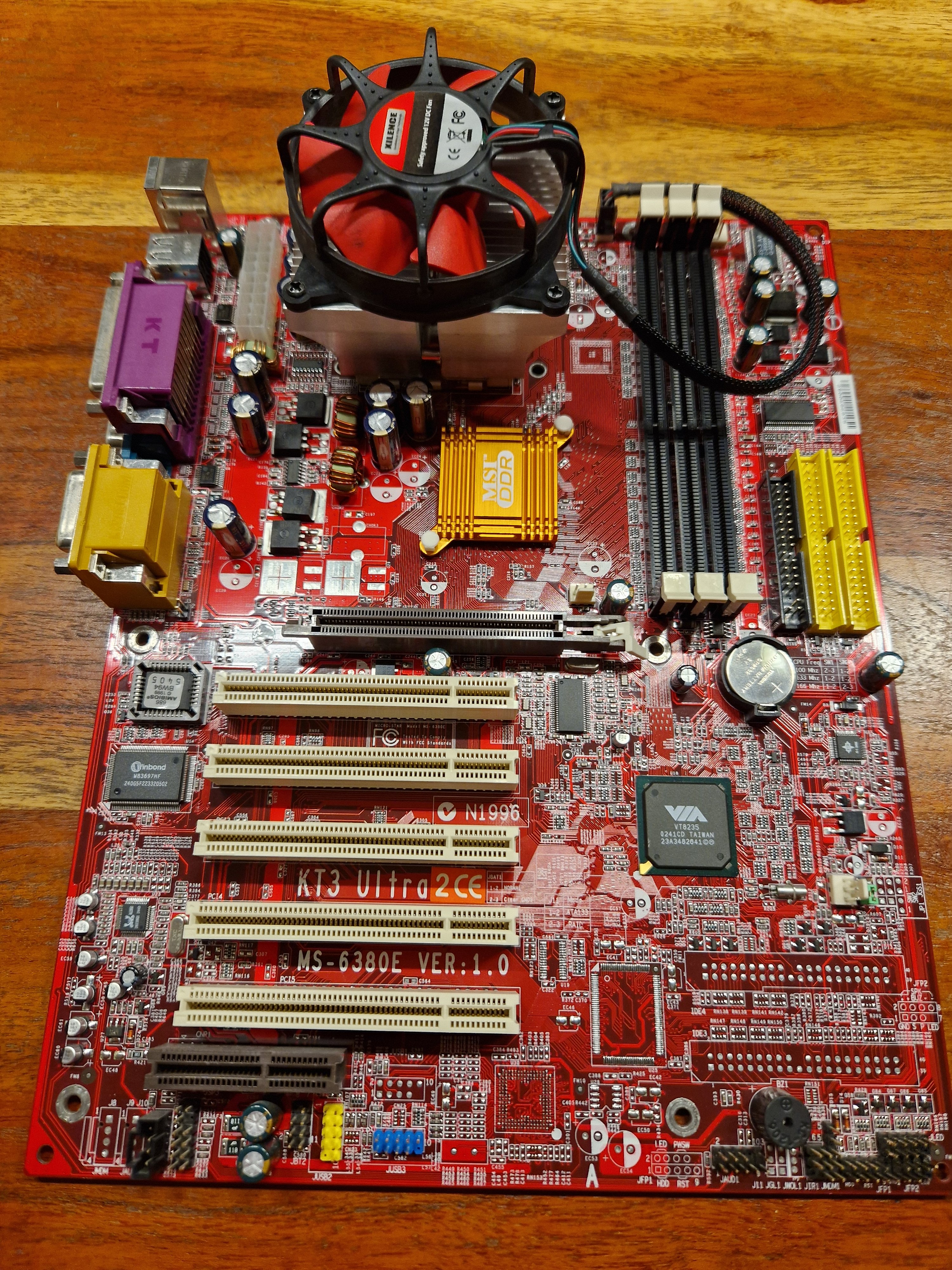 MSI KT3-Ultra2 (MS-3680E).jpg