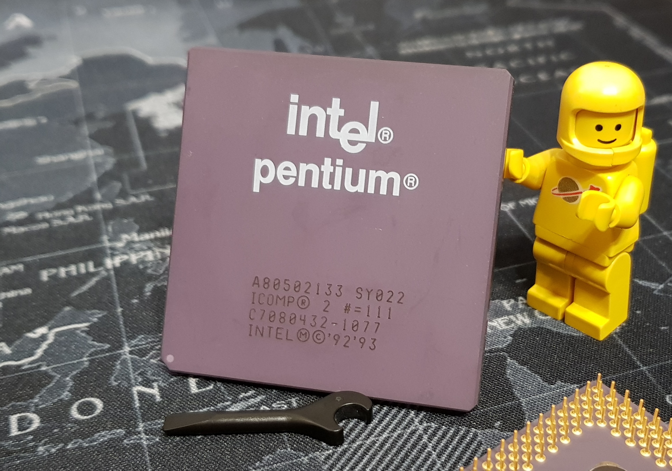 pentium133-front.jpg