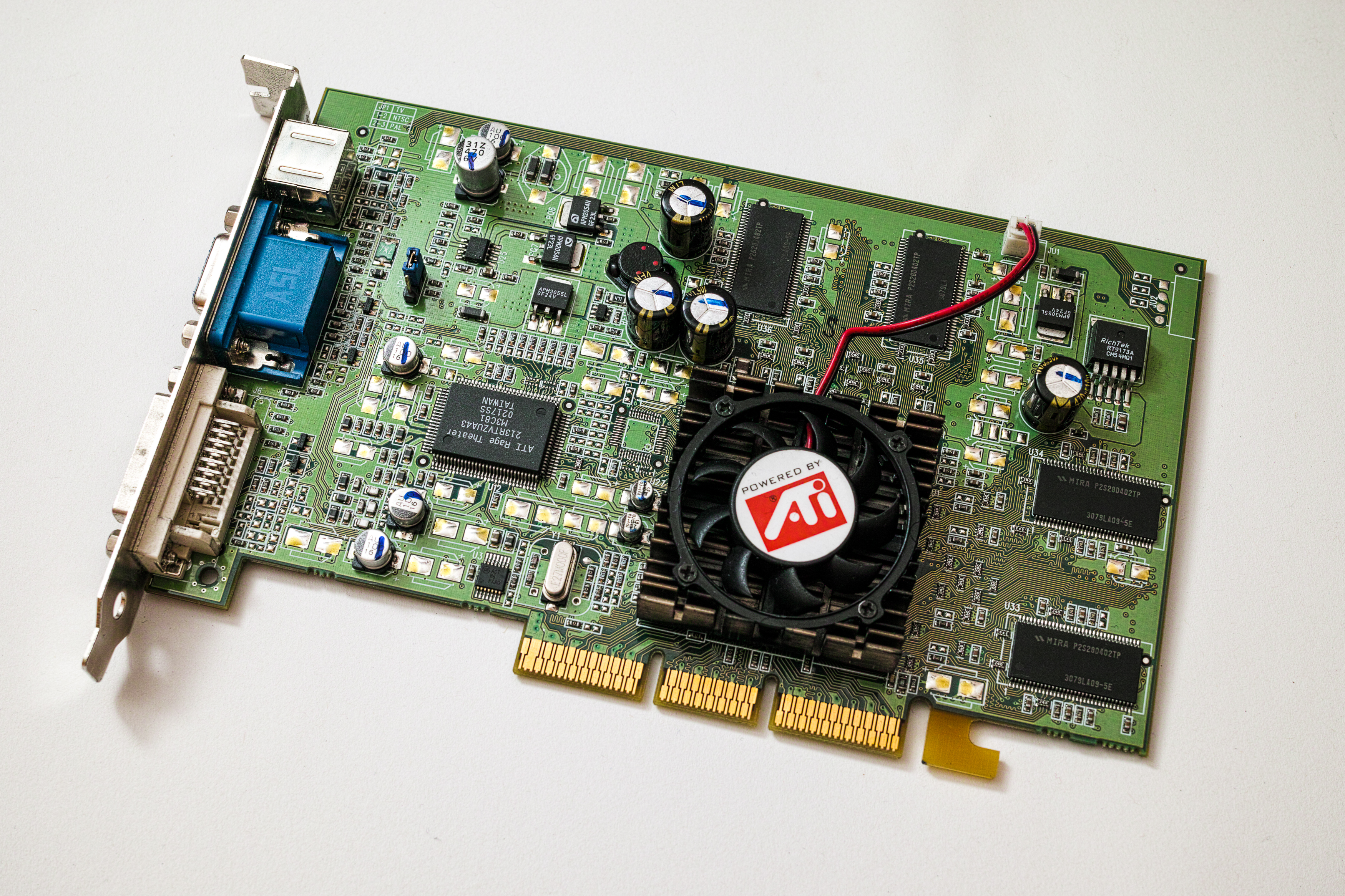 Radeon 9100.jpg