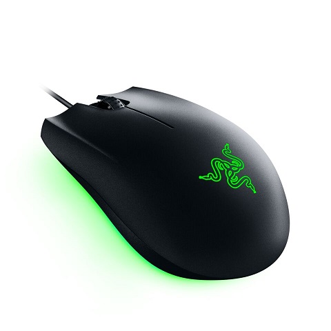 Razer Abyssus Essential 7200p Fingertip_CB edit.jpg